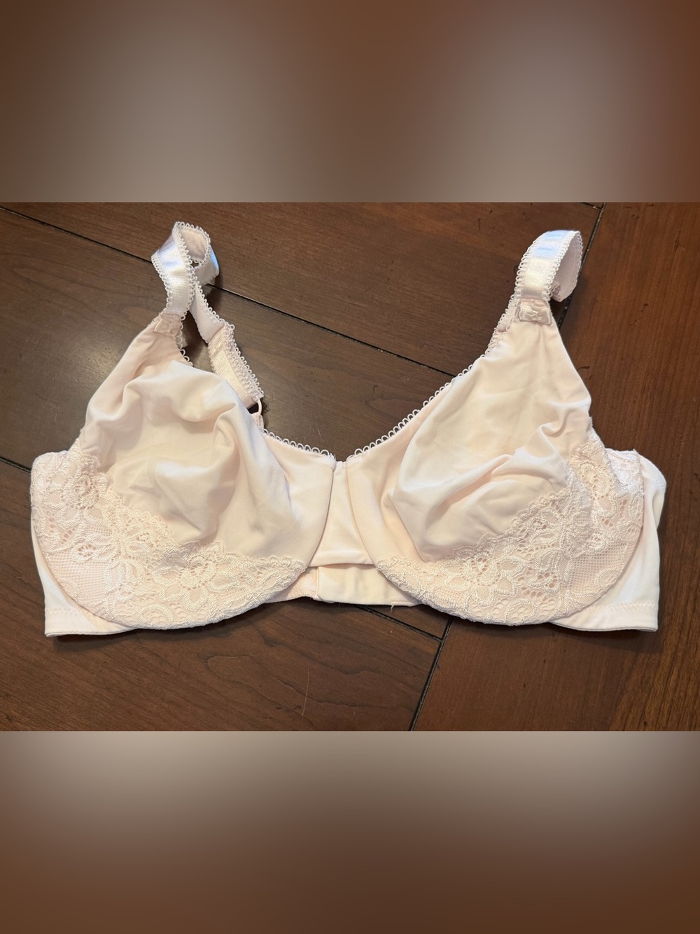 Olga Full Figure Bra 38DD Womens Underwire Luxury Lift Pale Pink 35063 Excellent